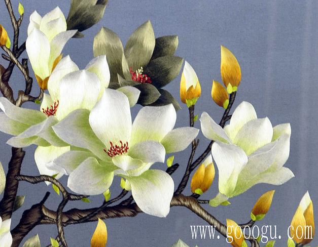 翠條多力引風(fēng)長(zhǎng),點(diǎn)破銀花玉雪香。韻友自知人意好,隔簾輕解白霓裳。